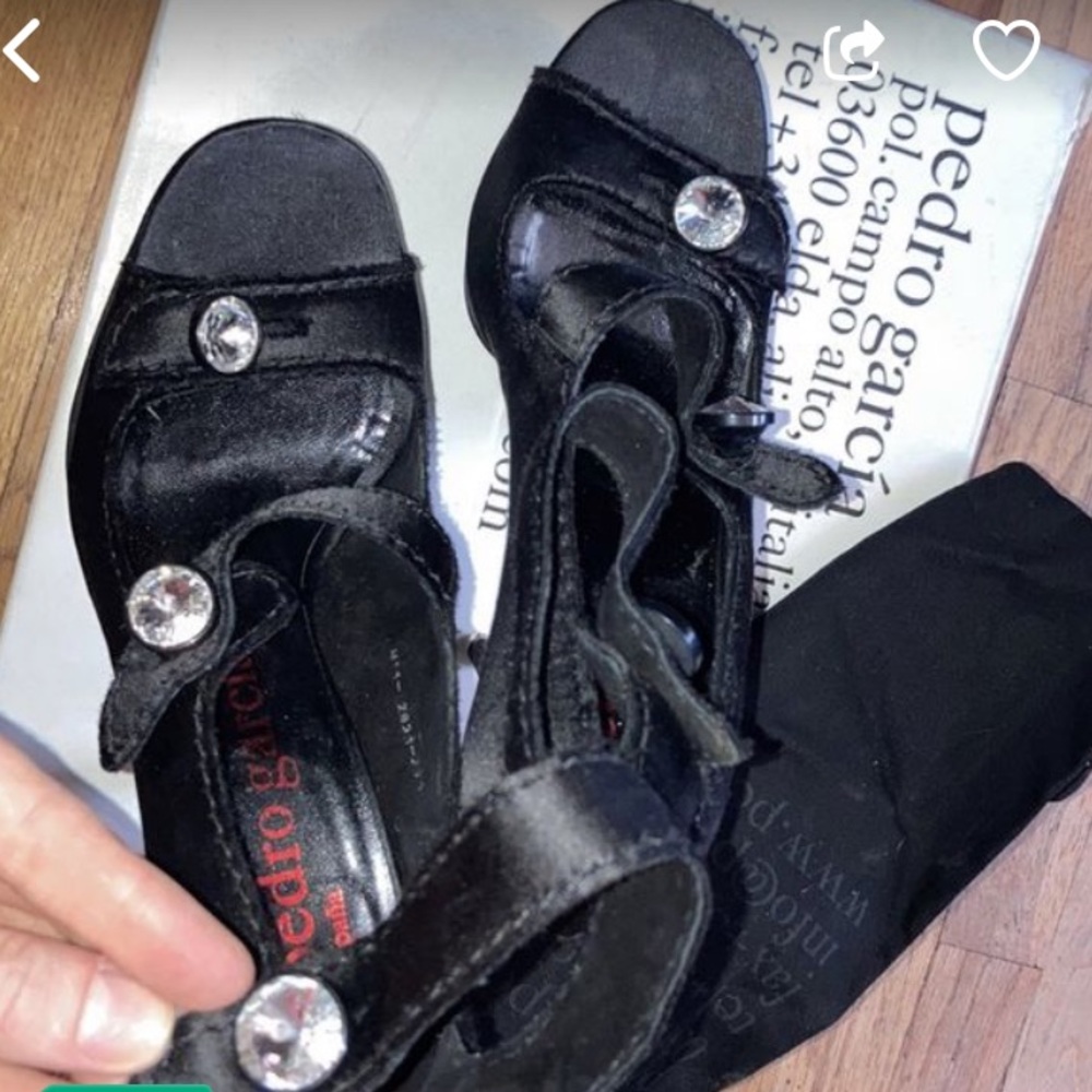 Pedro Garcia black 9 1/2 heels
